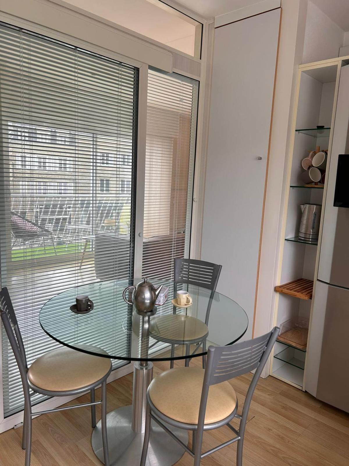 반느 Laroche Grand Duplex Dans Le Centre Historique Avec Garage 아파트 외부 사진