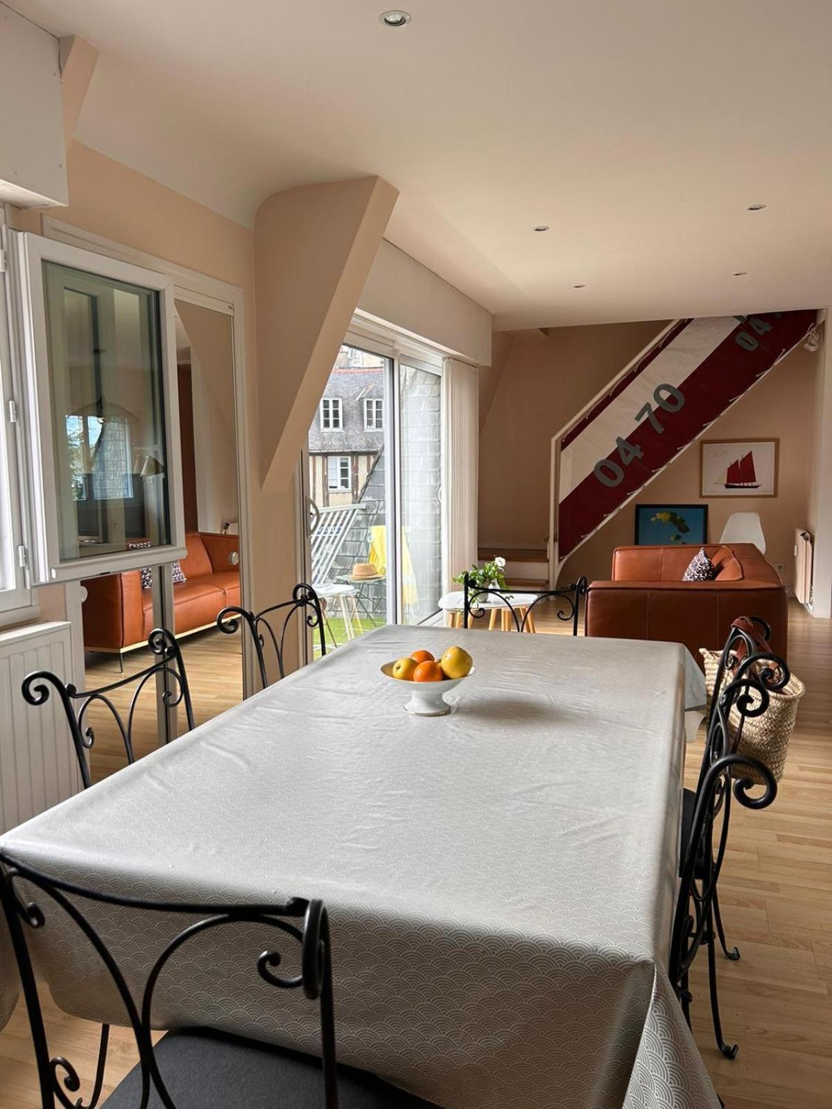 반느 Laroche Grand Duplex Dans Le Centre Historique Avec Garage 아파트 외부 사진